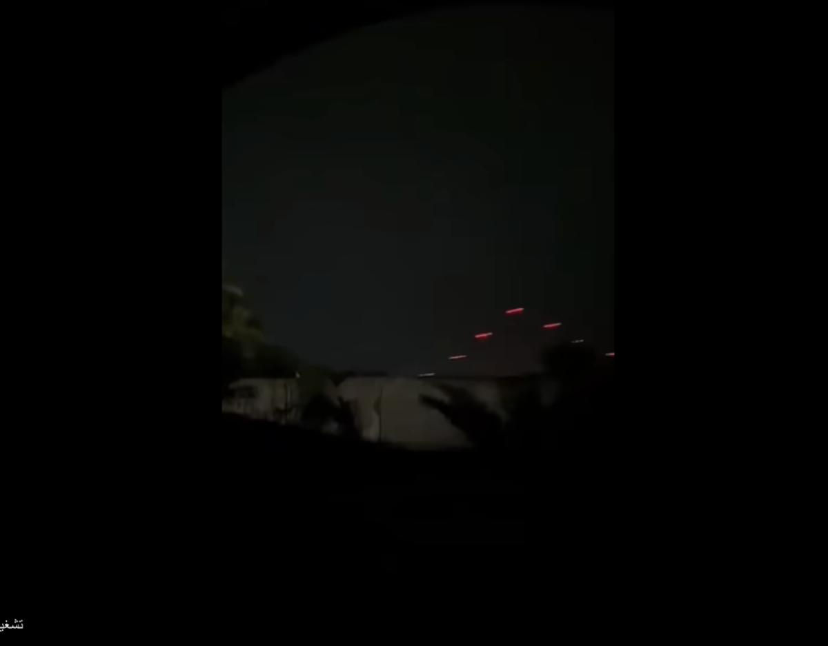 فيديو قديم لاشتباكات في دير الزور وليس لمواجهات في مدينة تعز اليمنية