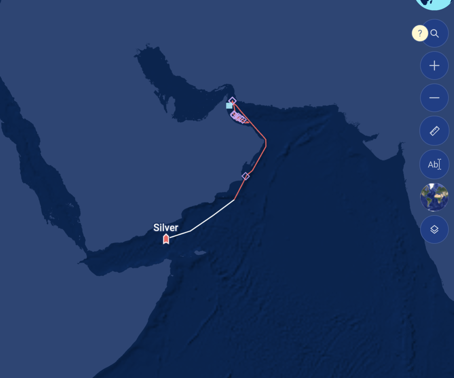 في خمس قوائم للعقوبات واحدى سفن أسطول الظل الروسي .. كيف تسللت "سيلفر" إلى ميناء الصليف