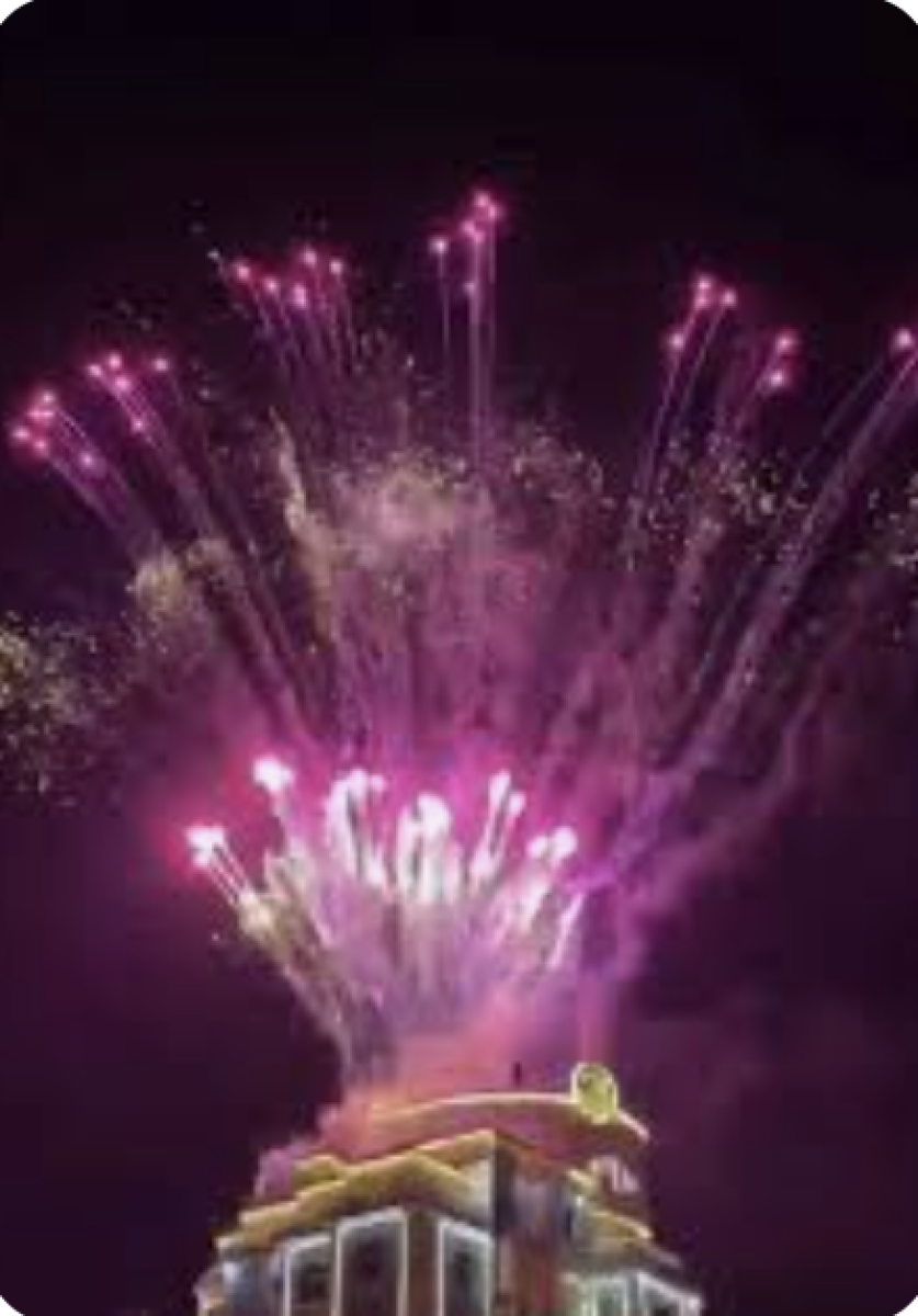 الفيديو من احتفال  بتعز بمناسبة 26 سبتمبر وليس لاحتفالات بخروج الامارات